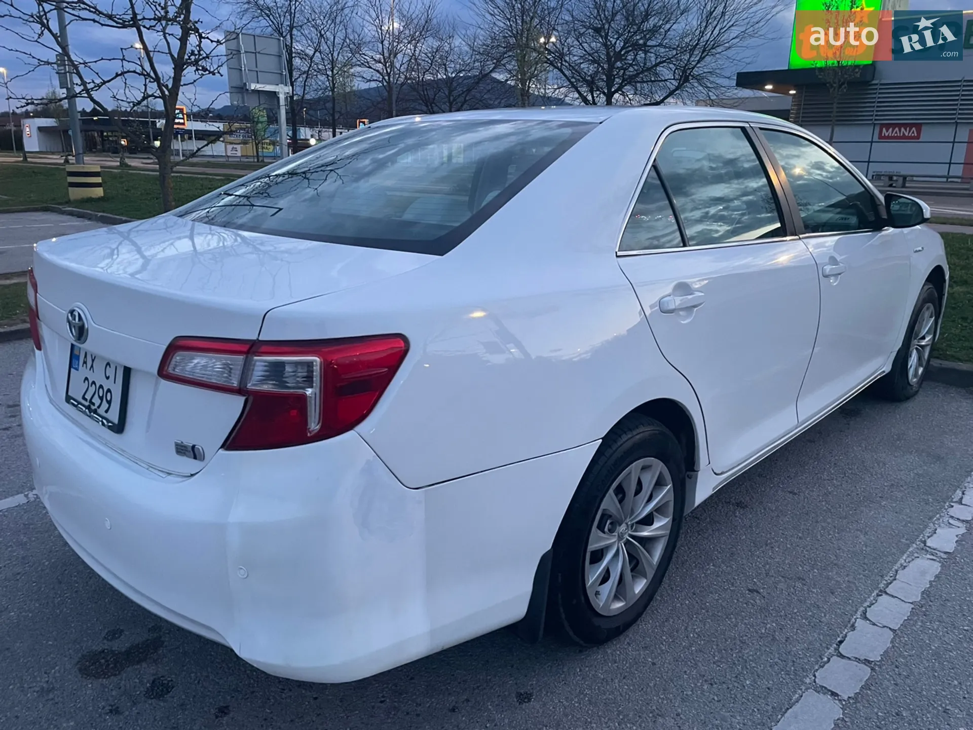 2013 Toyota Camry - мініатюра 8