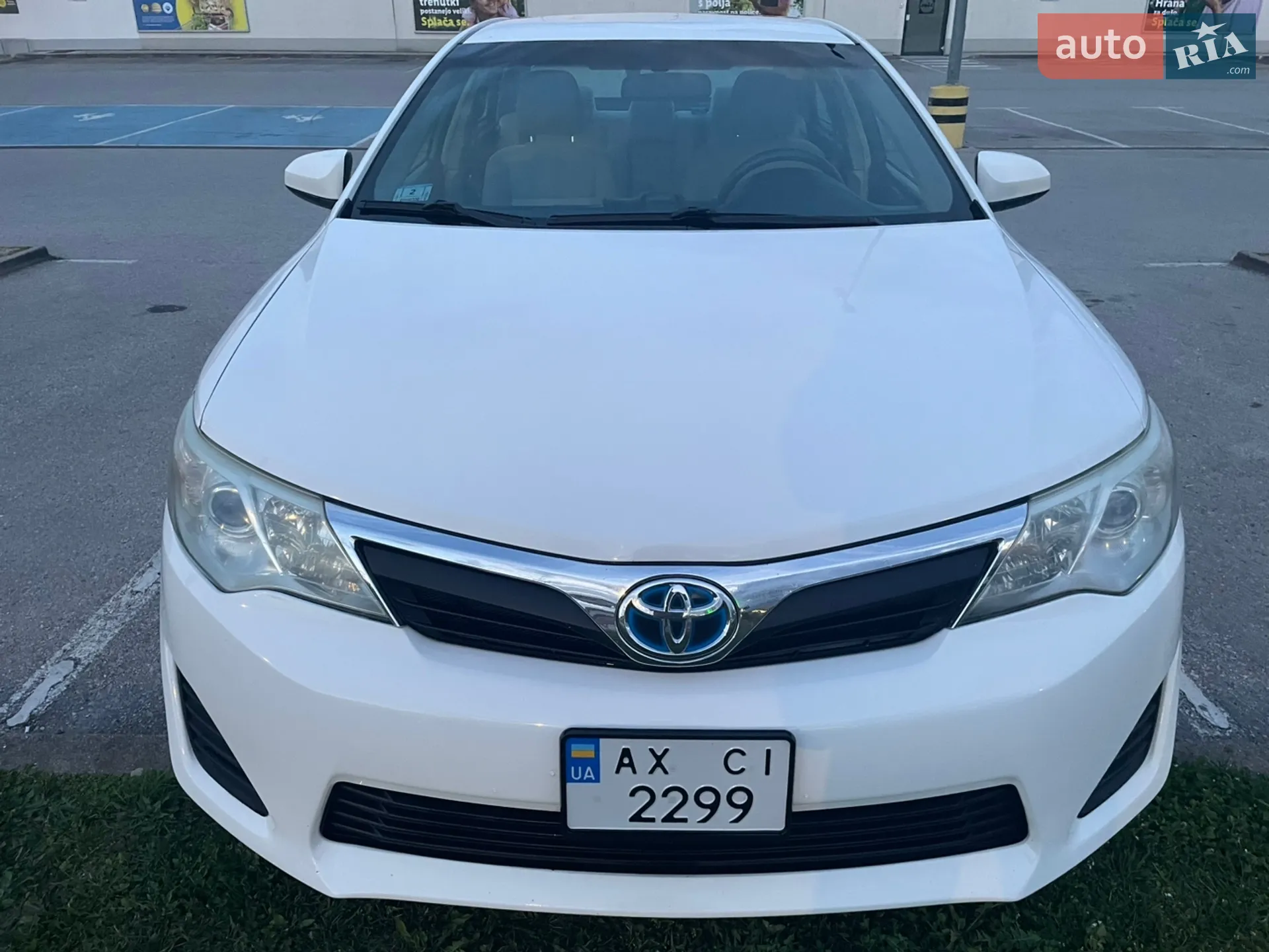 2013 Toyota Camry - мініатюра 6