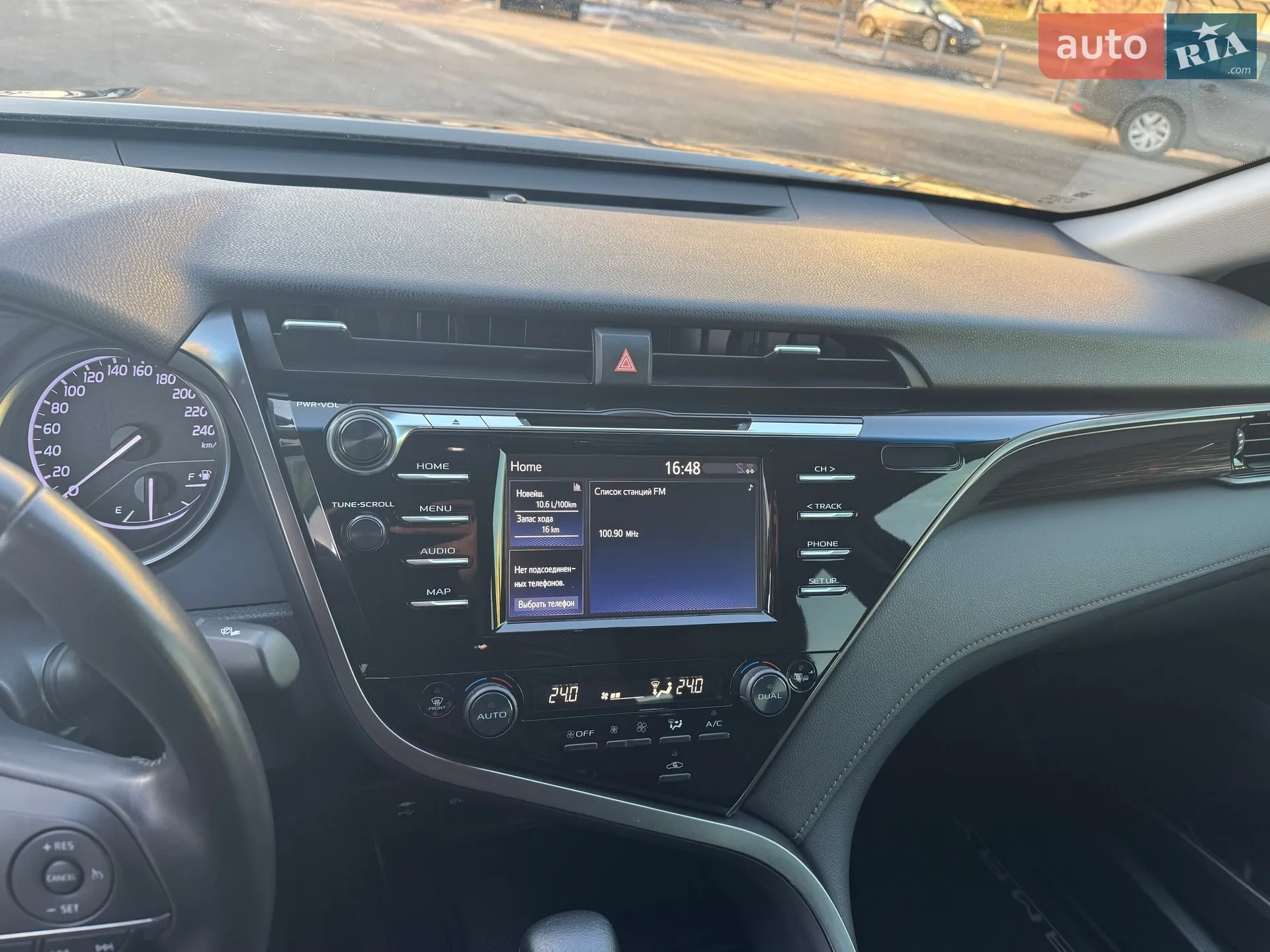 2020 Toyota Camry - мініатюра 17