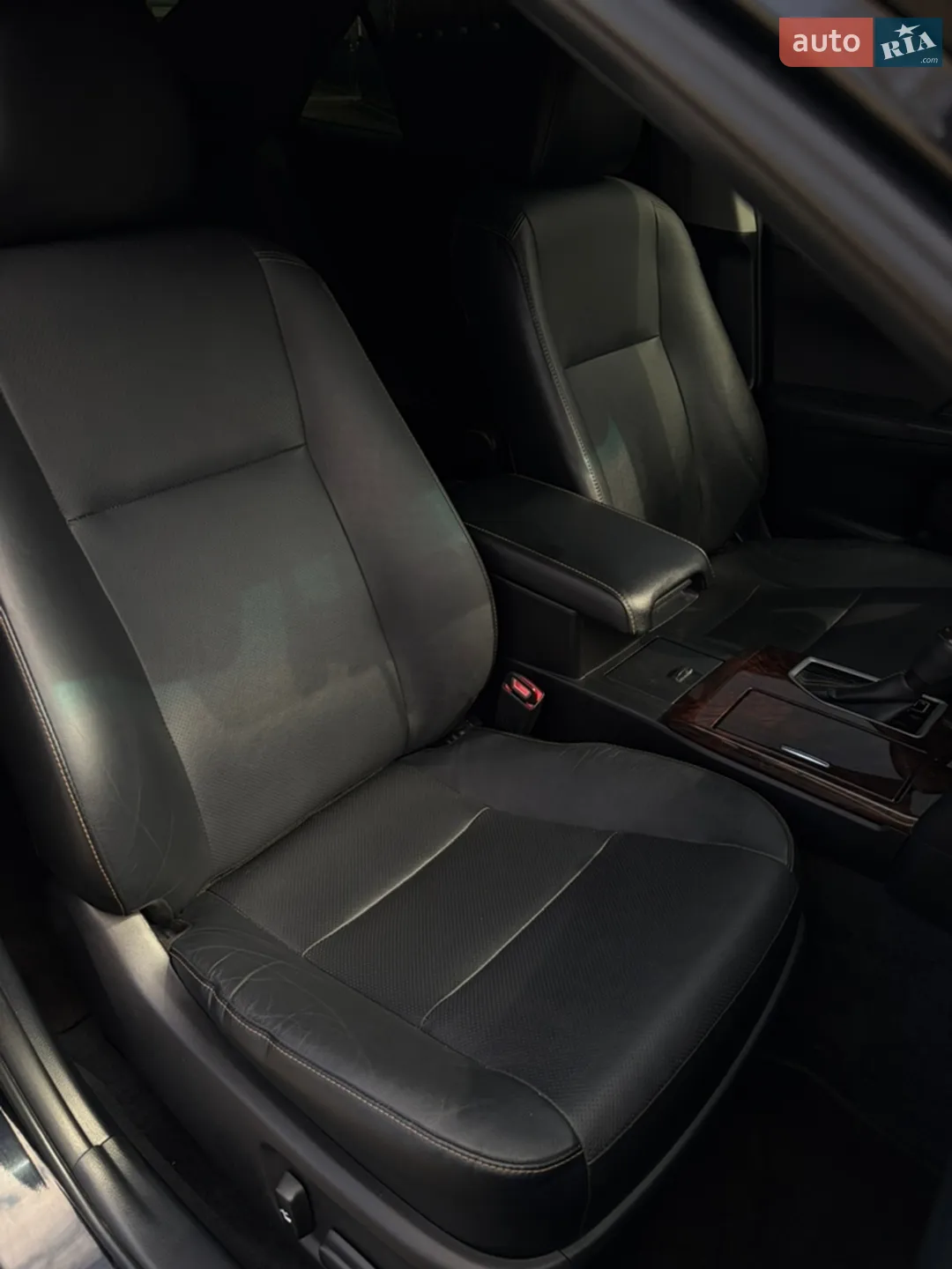 2016 Toyota Camry - мініатюра 35