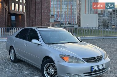 Седан Toyota Camry 2004 в Дніпрі