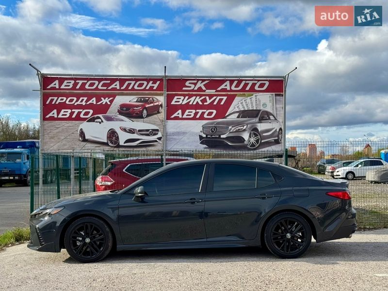 Седан Toyota Camry 2024 в Киеве