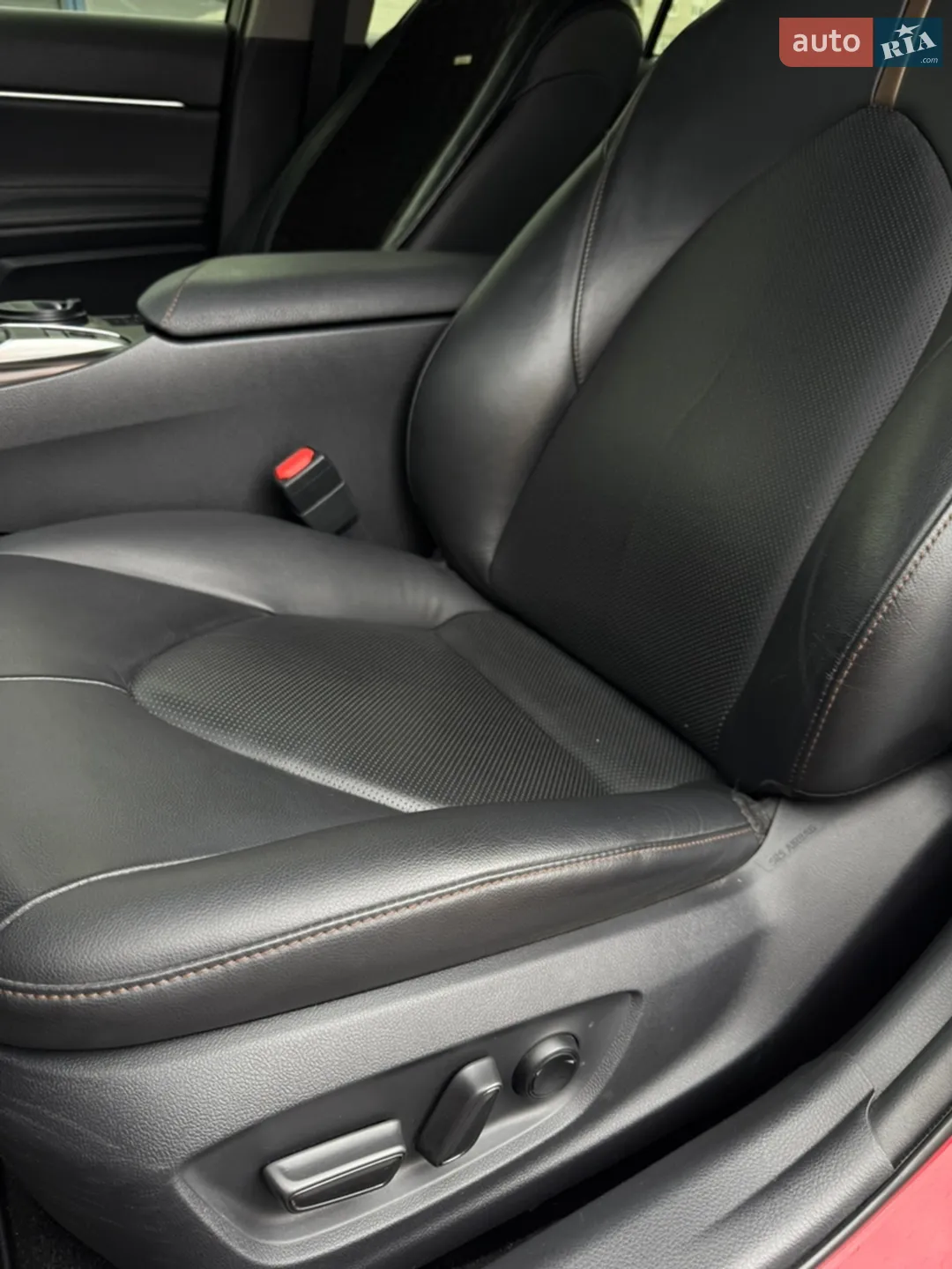 2018 Toyota Camry - мініатюра 23