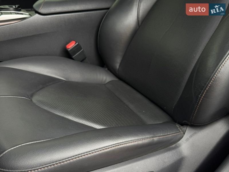 Седан Toyota Camry 2018 в Кременчуге