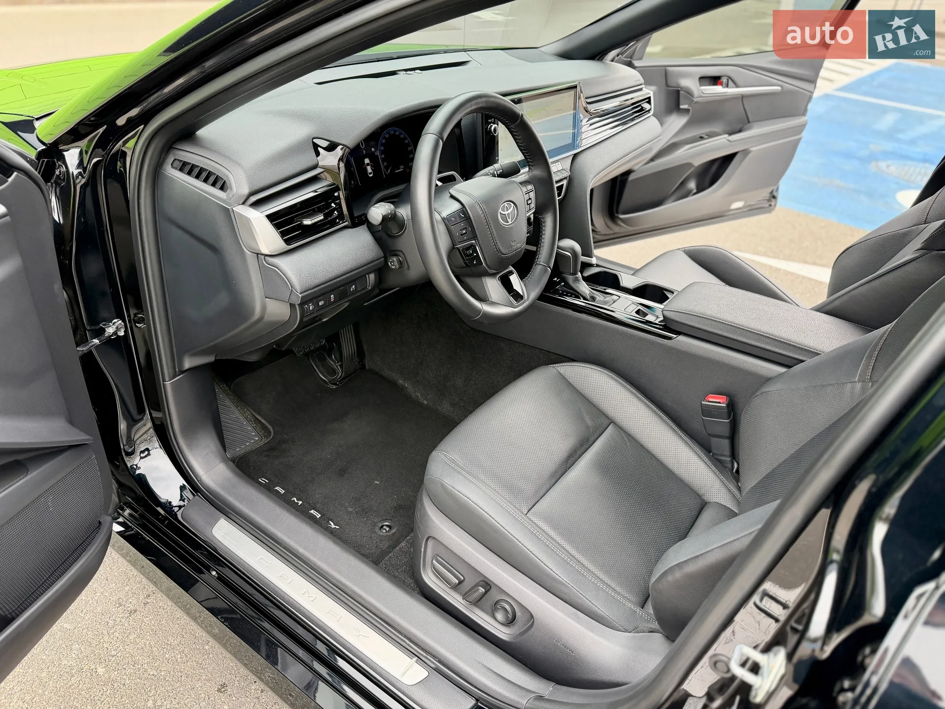 2024 Toyota Camry - мініатюра 32
