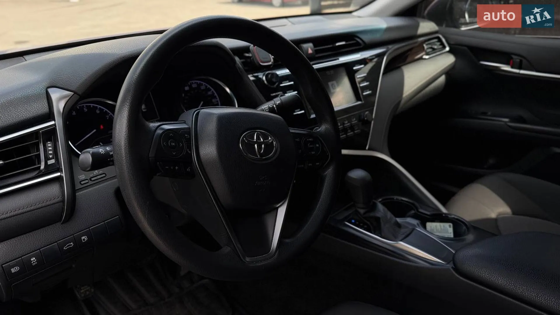 2017 Toyota Camry - мініатюра 8