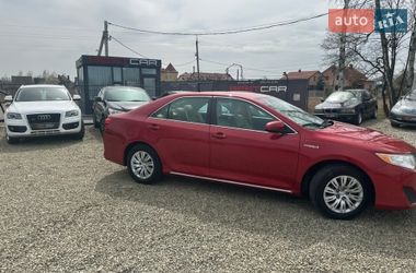 Седан Toyota Camry 2013 в Івано-Франківську
