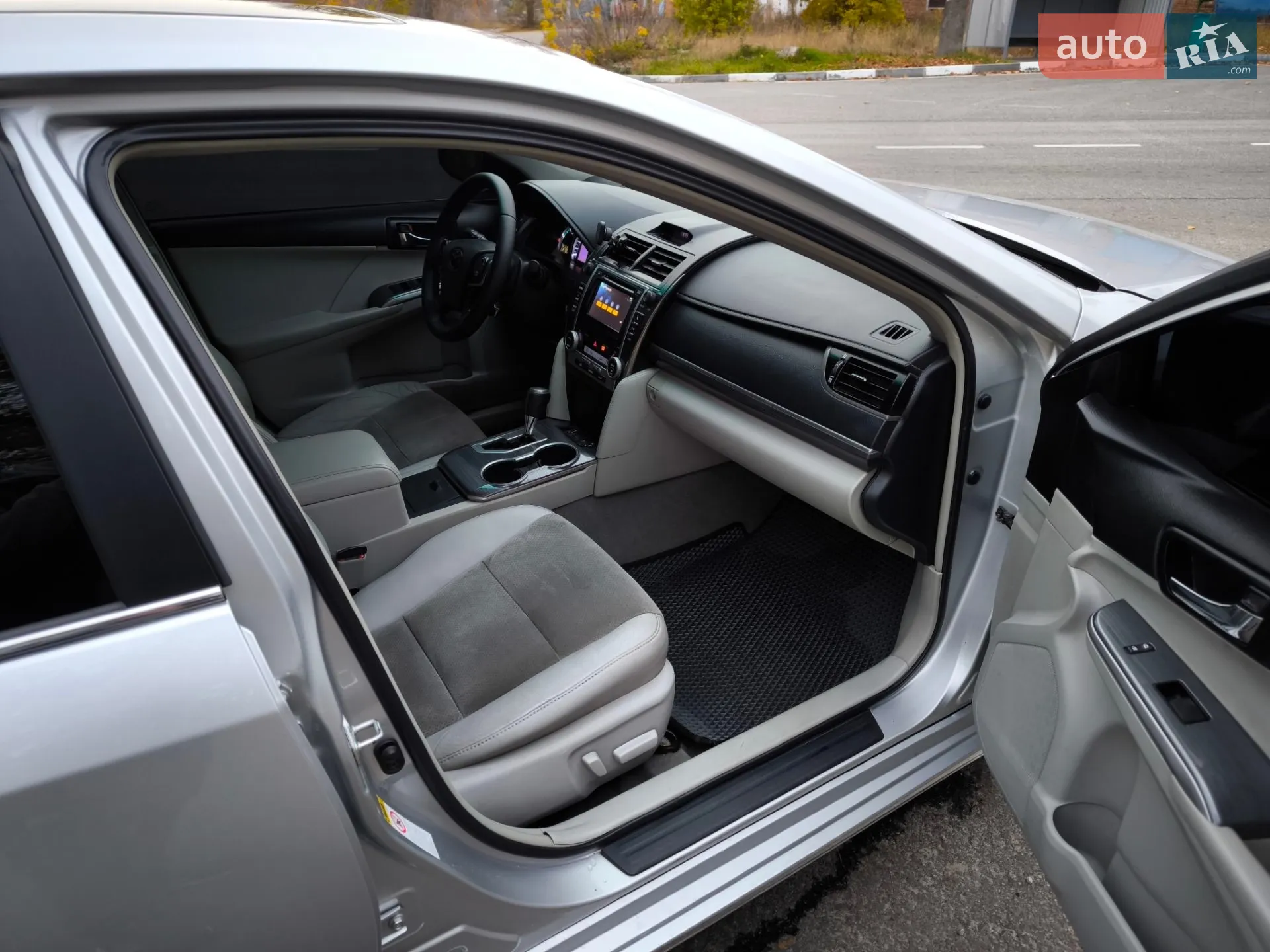 2012 Toyota Camry - мініатюра 11