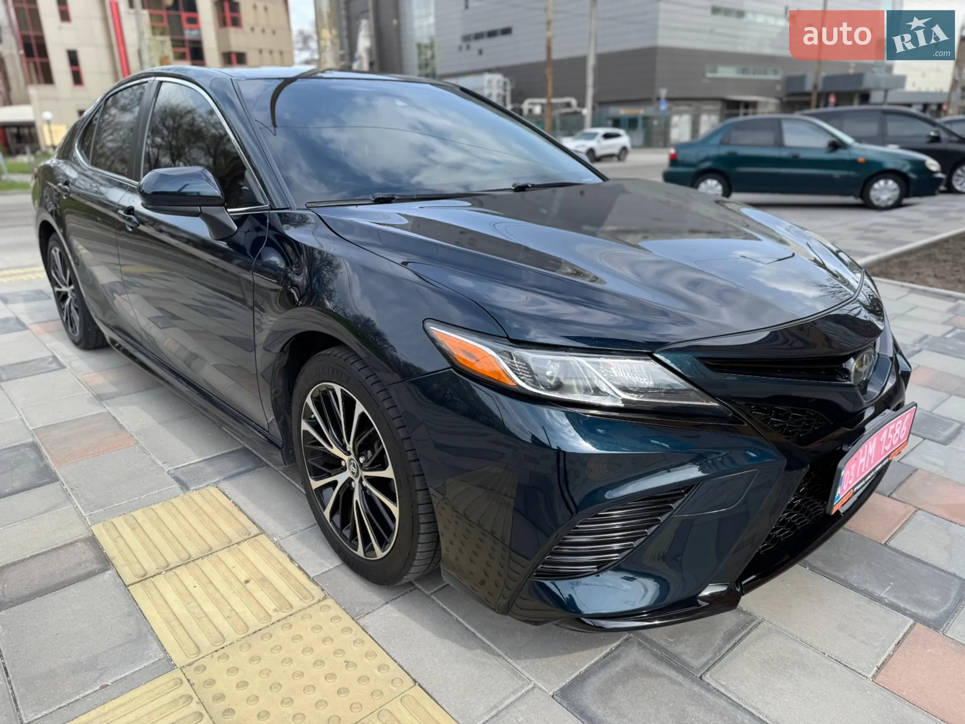 2018 Toyota Camry - мініатюра 24