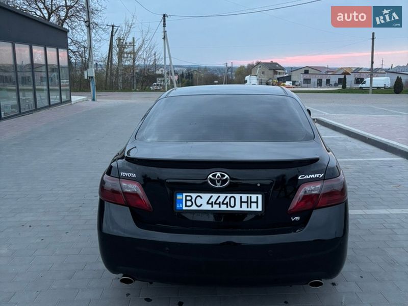 Седан Toyota Camry 2007 в Мостиске