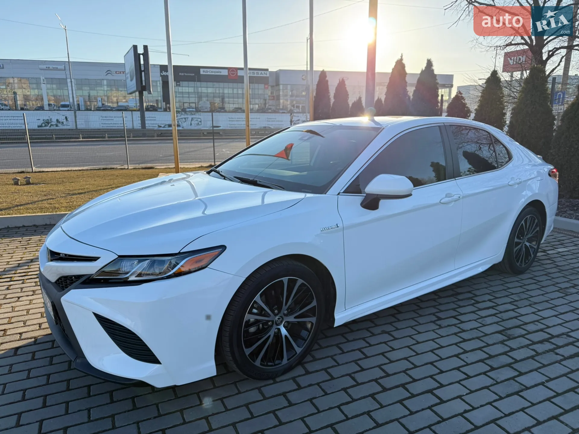 2020 Toyota Camry - мініатюра 4