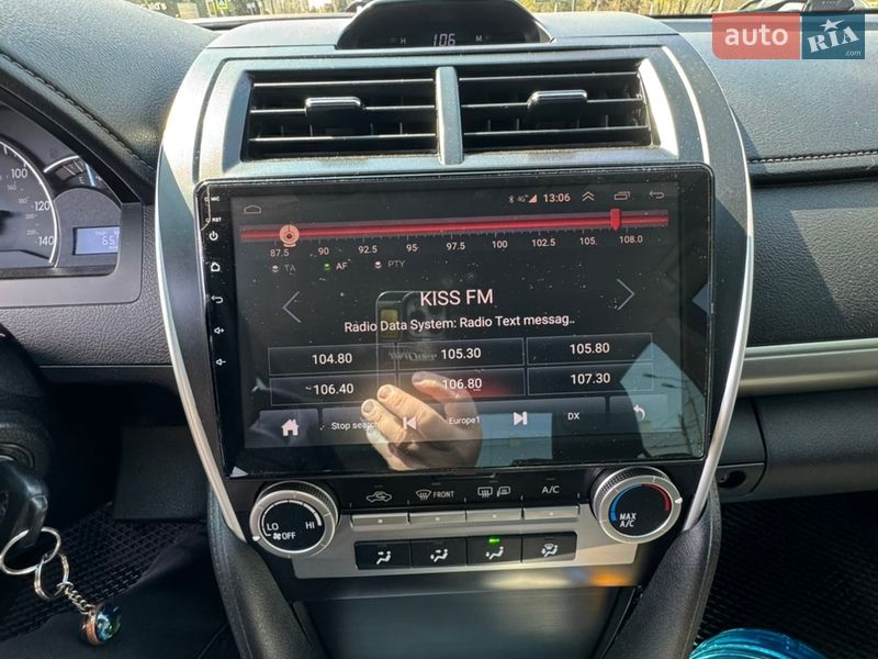 Седан Toyota Camry 2014 в Днепре