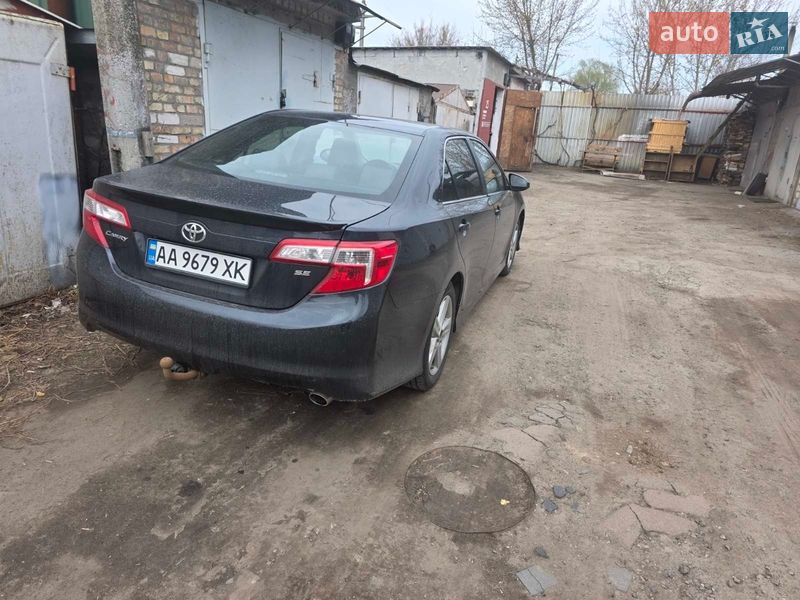 Седан Toyota Camry 2014 в Киеве фото 3 Седан Toyota Camry 2014 в Киеве