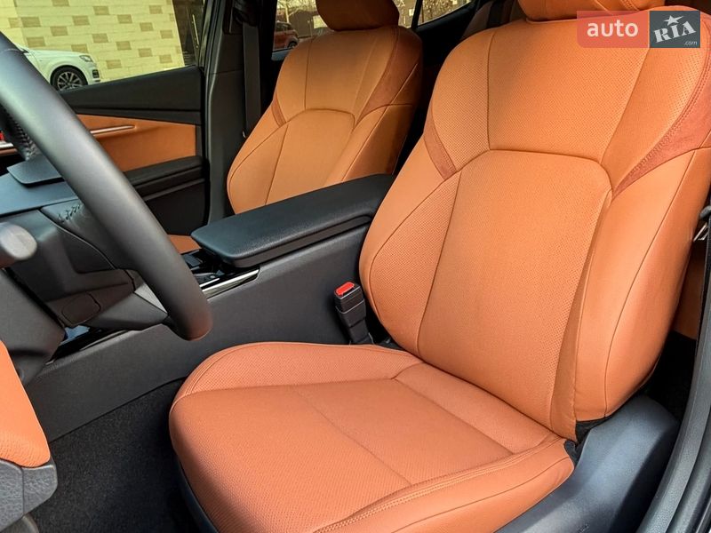 Седан Toyota Camry 2024 в Киеве фото 12 Седан Toyota Camry 2024 в Киеве