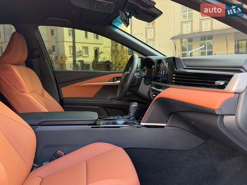 Седан Toyota Camry 2024 в Киеве фото 19 Седан Toyota Camry 2024 в Киеве