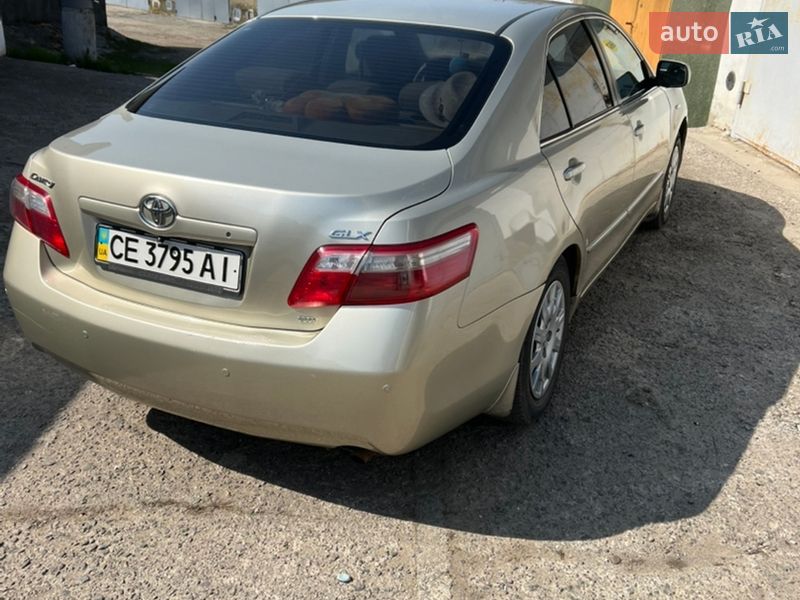 Седан Toyota Camry 2007 в Черновцах