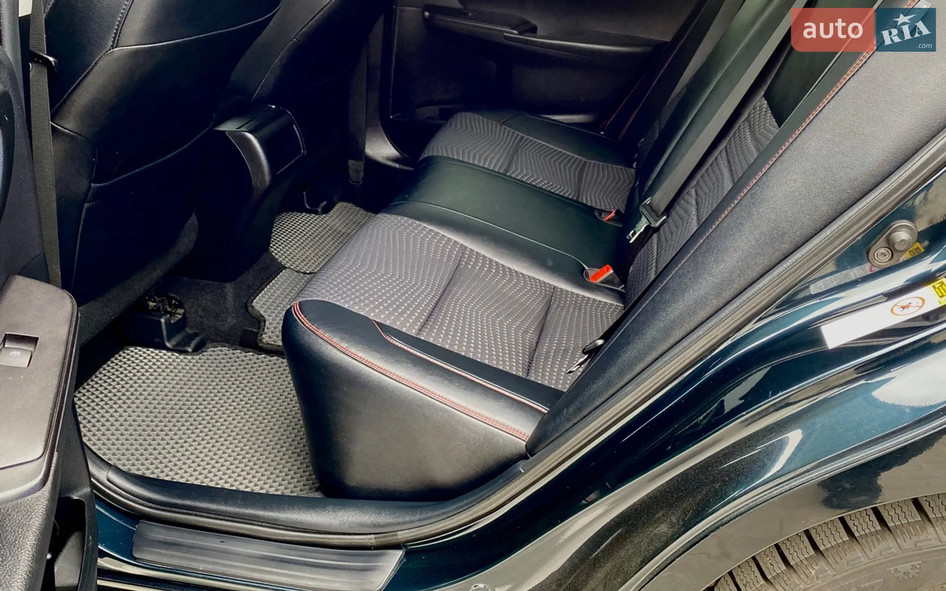 2015 Toyota Camry - мініатюра 23