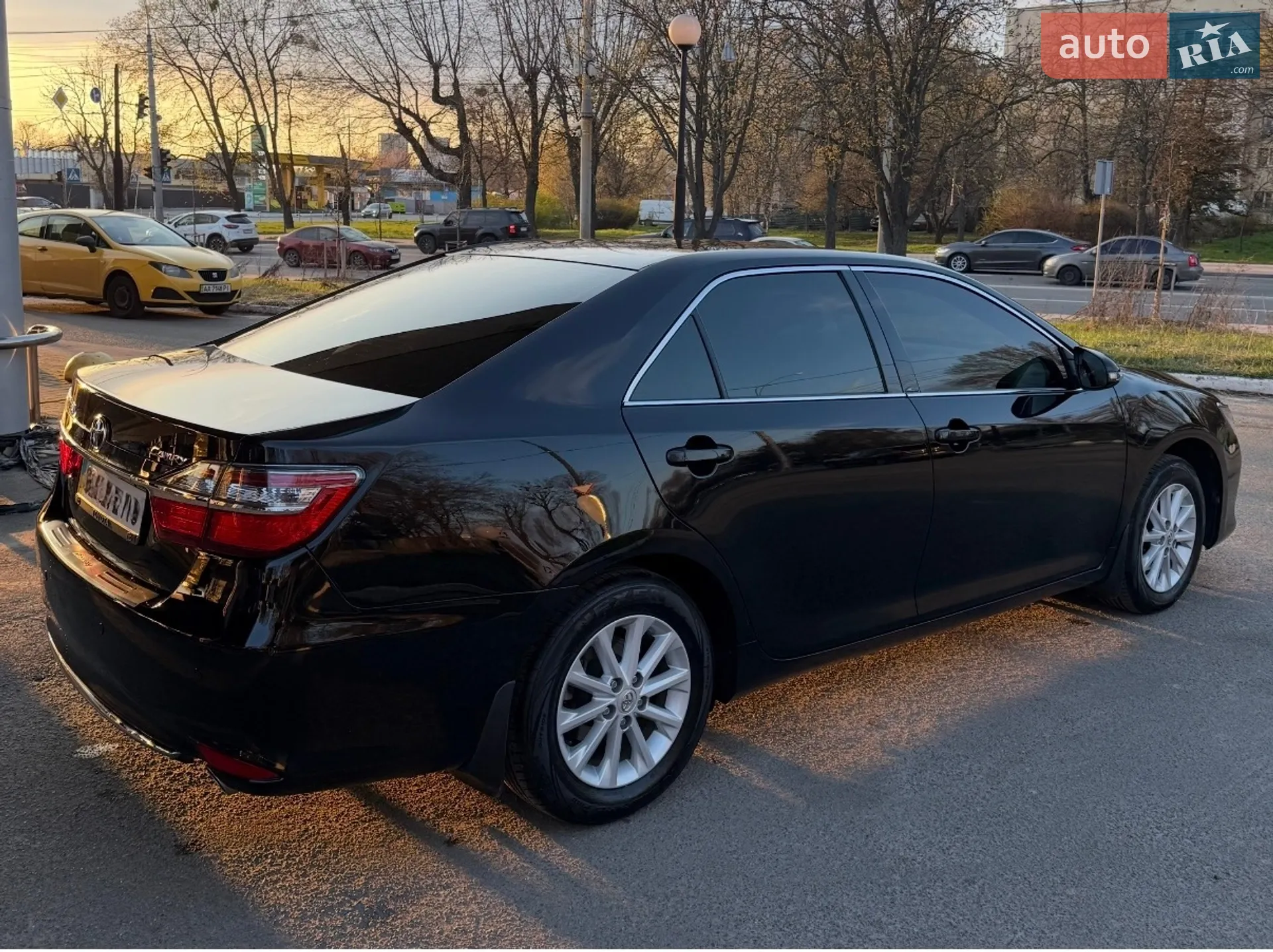 2017 Toyota Camry - мініатюра 6