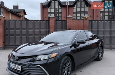 Седан Toyota Camry 2022 в Києві