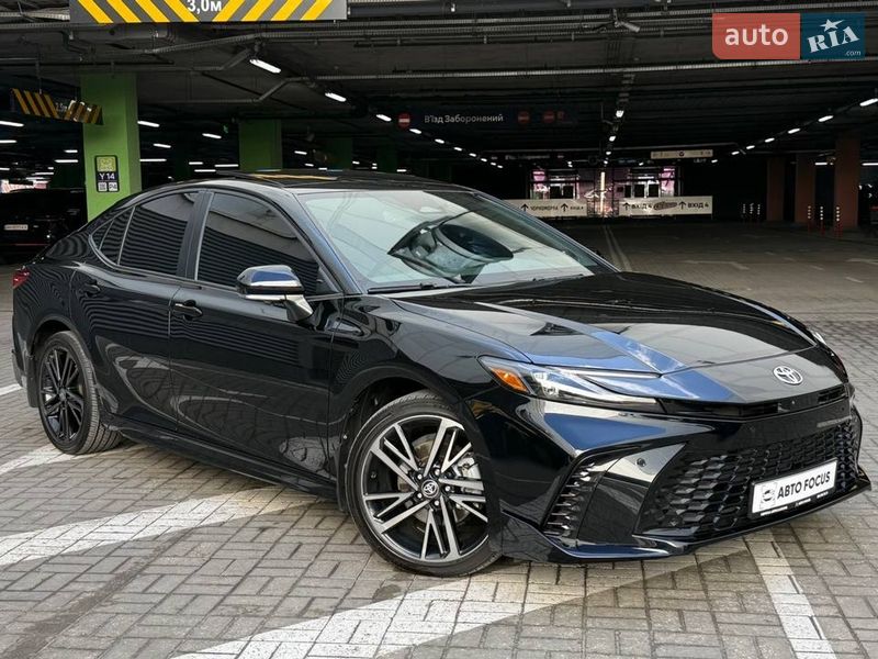 Toyota Camry 2024