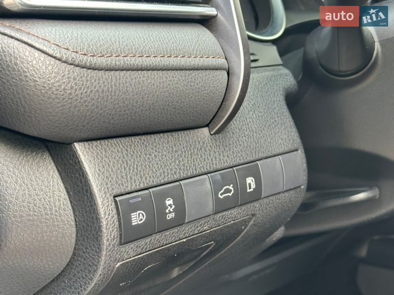 Седан Toyota Camry 2018 в Ровно фото 15 Седан Toyota Camry 2018 в Ровно