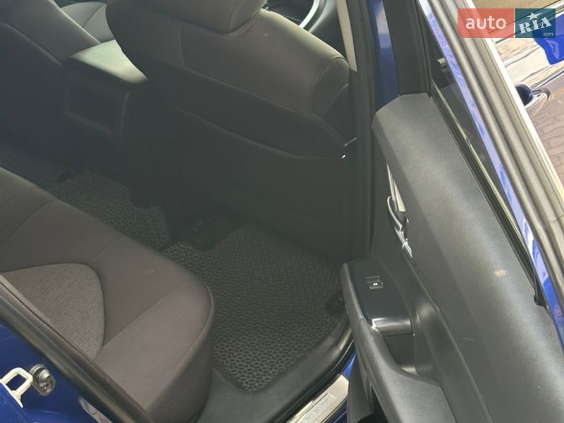 Седан Toyota Camry 2018 в Ровно фото 25 Седан Toyota Camry 2018 в Ровно