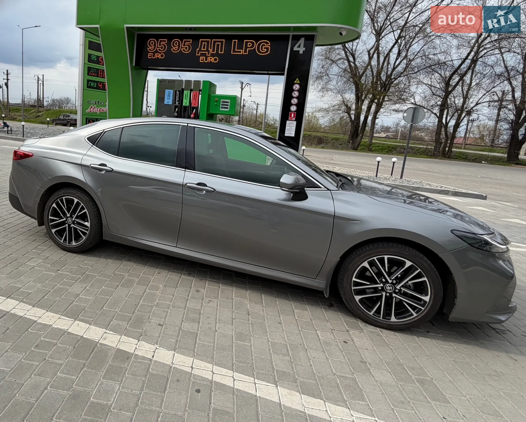 2024 Toyota Camry - мініатюра 3
