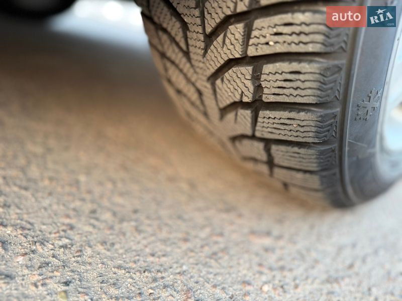 Седан Toyota Camry 2007 в Рівному