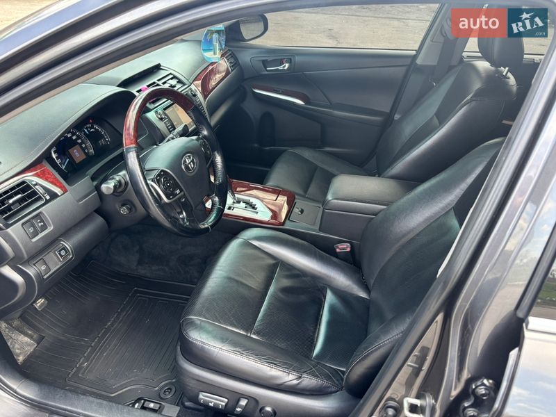 Седан Toyota Camry 2011 в Гадяче