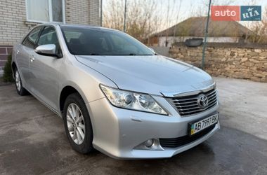 Седан Toyota Camry 2011 в Ямполі