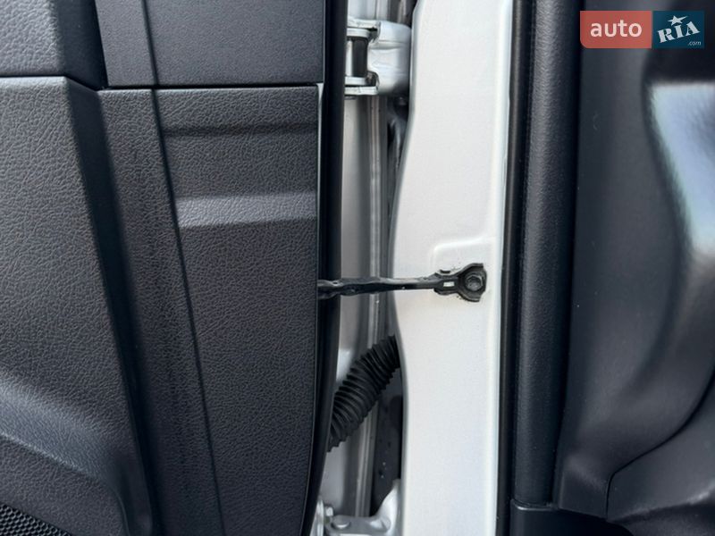 Седан Toyota Camry 2011 в Ямполе фото 30 Седан Toyota Camry 2011 в Ямполе