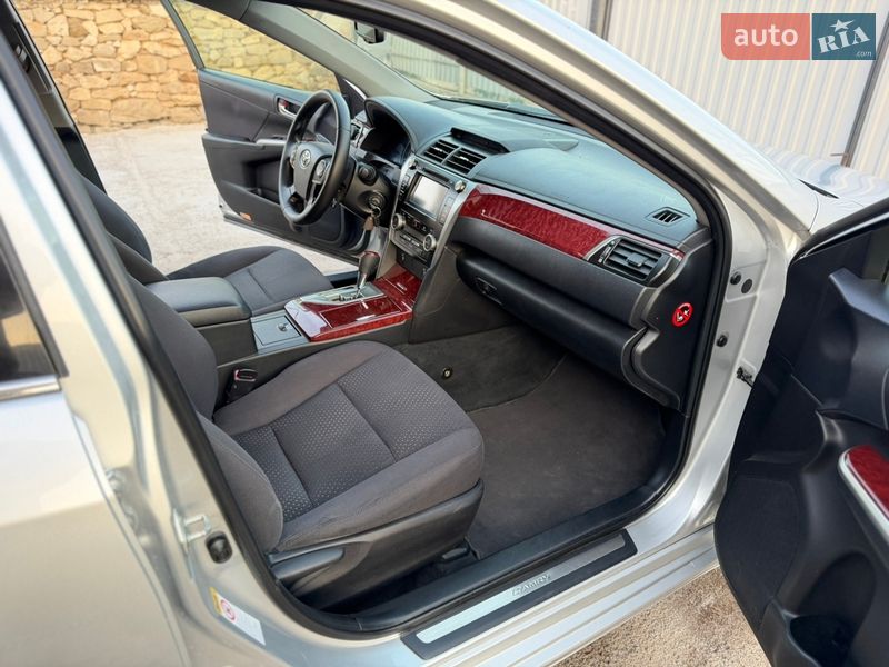 Седан Toyota Camry 2011 в Ямполе фото 54 Седан Toyota Camry 2011 в Ямполе