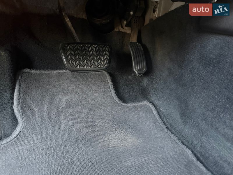 Седан Toyota Camry 2011 в Ямполе фото 78 Седан Toyota Camry 2011 в Ямполе