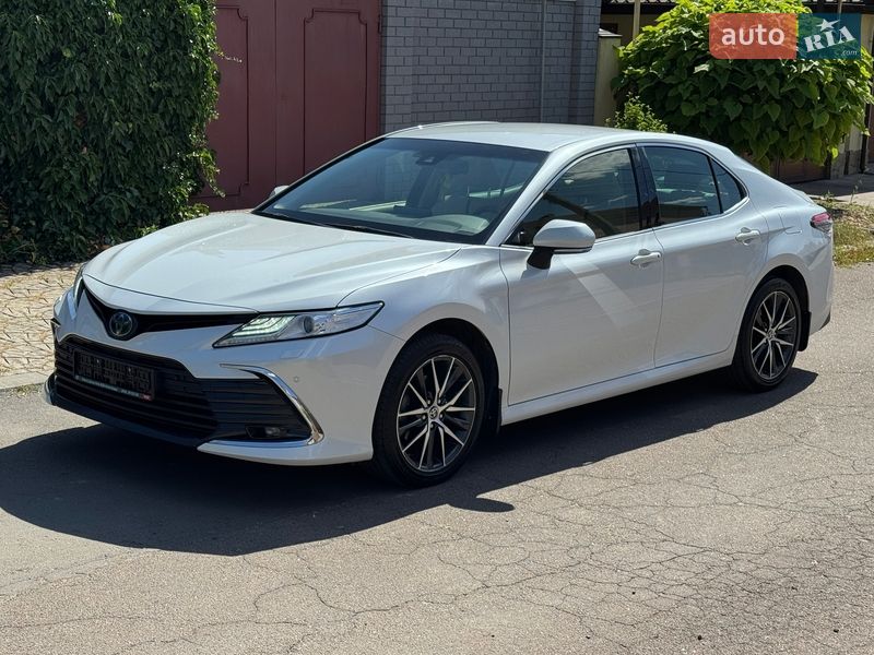 Седан Toyota Camry 2021 в Одессе
