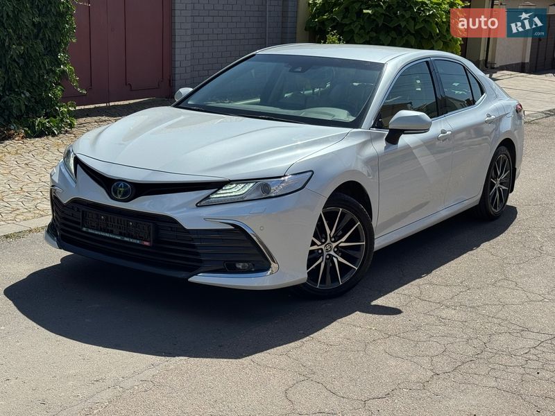 Седан Toyota Camry 2021 в Одессе
