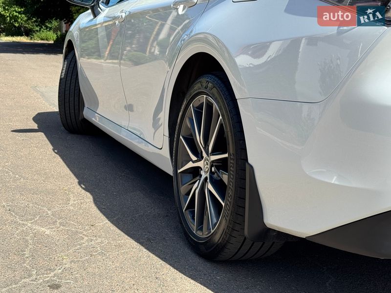 Седан Toyota Camry 2021 в Одессе