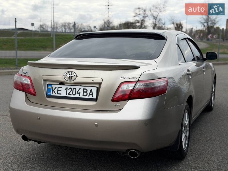 Седан Toyota Camry 2008 в Дніпрі