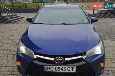 Седан Toyota Camry 2015 в Тернополе