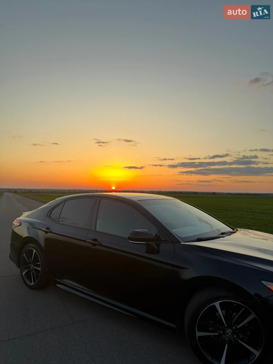 2018 Toyota Camry - мініатюра 4