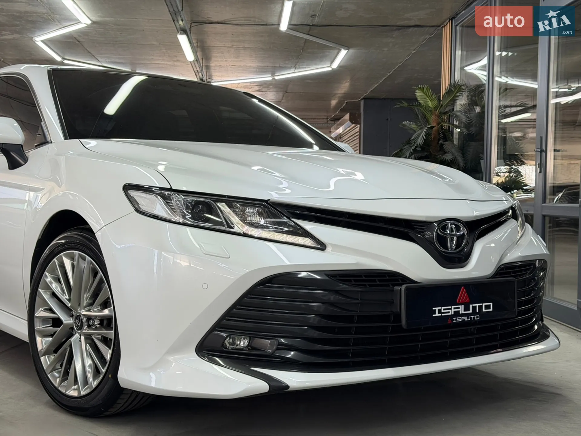 2020 Toyota Camry - мініатюра 4