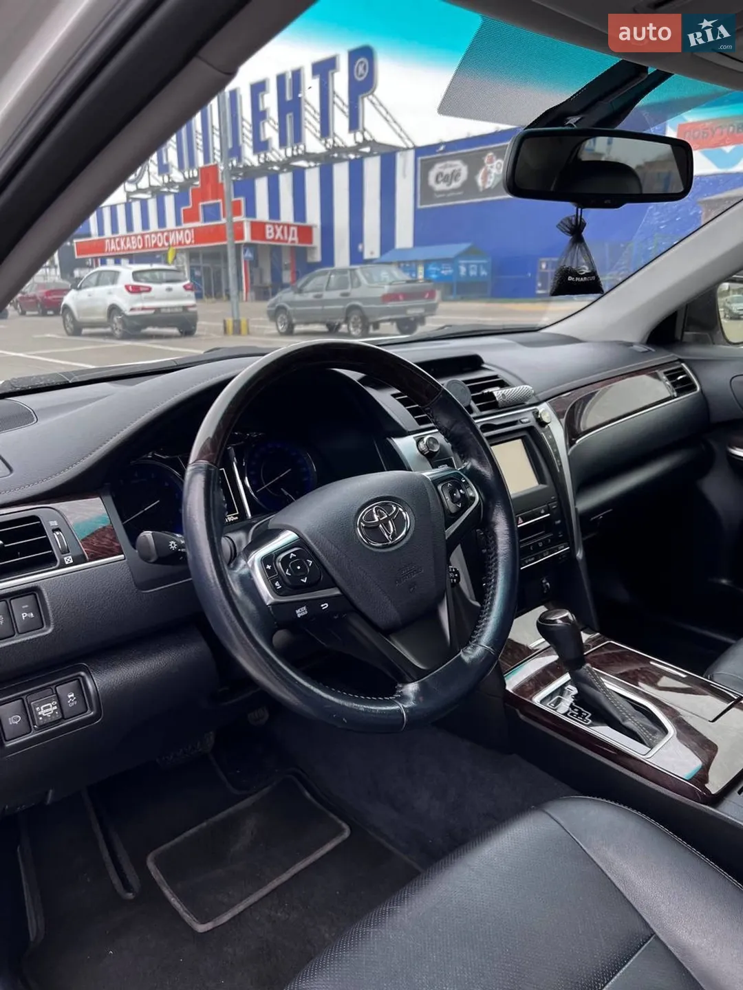 2016 Toyota Camry - мініатюра 12