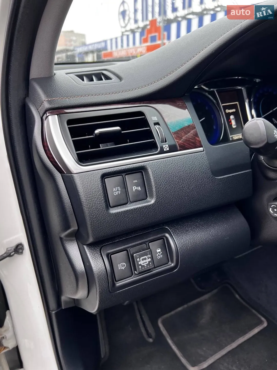 2016 Toyota Camry - мініатюра 13