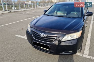 Седан Toyota Camry 2007 в Киеве