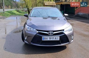 Седан Toyota Camry 2016 в Славуте