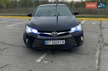 Седан Toyota Camry 2017 в Запорожье