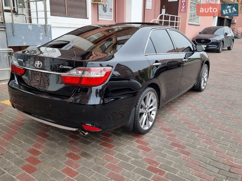 Toyota Camry 2015