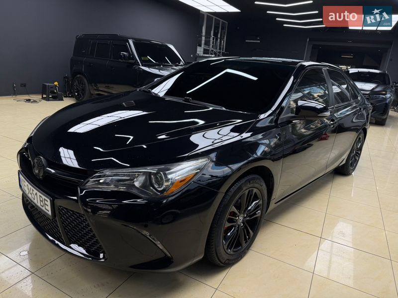 Toyota Camry 2016