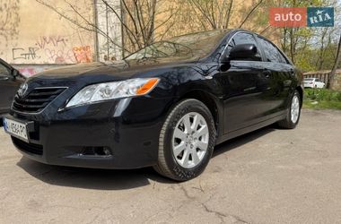 Седан Toyota Camry 2008 в Киеве