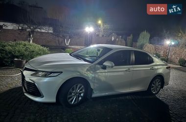Седан Toyota Camry 2021 в Житомирі