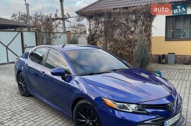 Седан Toyota Camry 2018 в Днепре